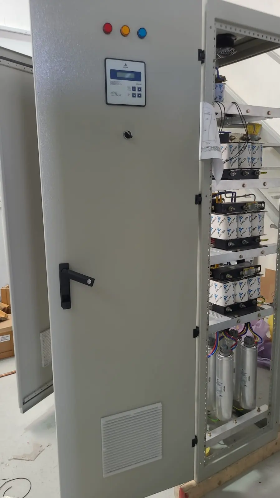 Pool and fountain control cabinet
