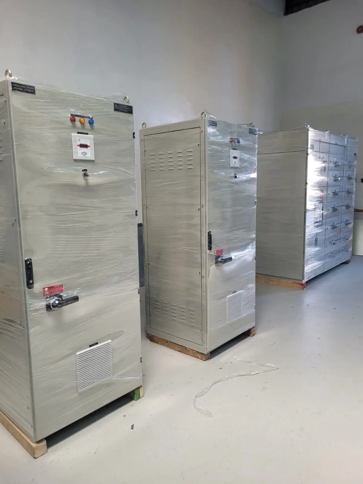 Feeder pillar cabinets